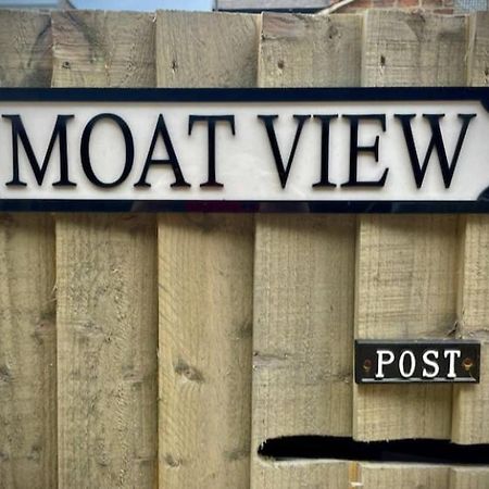 Moat View Free Parking, Central, Ev Plug ヨーク エクステリア 写真