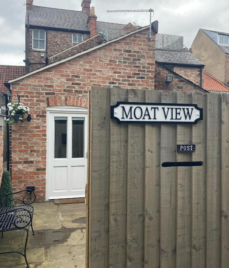 Moat View Free Parking, Central, Ev Plug ヨーク エクステリア 写真